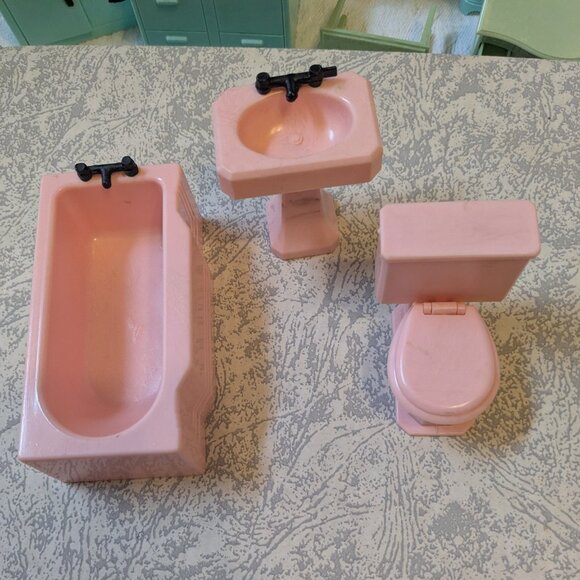 Vintage Renwal Dollhouse Furniture 1950s - Picture 10 of 13